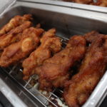 唐揚げ食べ放題の店